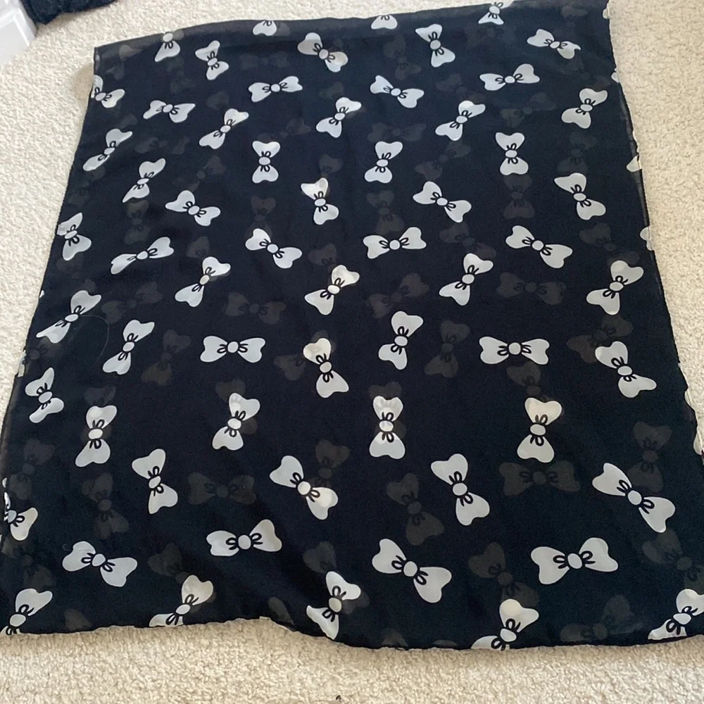 Black and White Bow Infinity Scarf